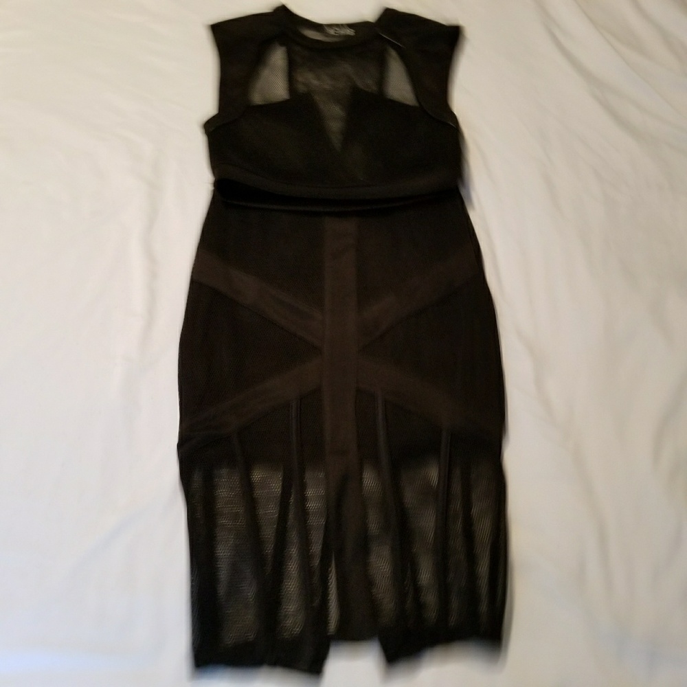 Rehab 2 pc set, Black color, mesh cut out set